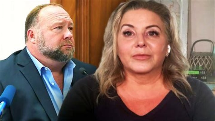 Alex Jones is een gevaarlijke soort van geestesziek en moet worden