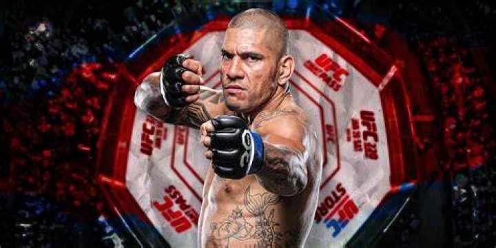 Alex Pereira's weight gain 2 days after the fight (from 185lbs to