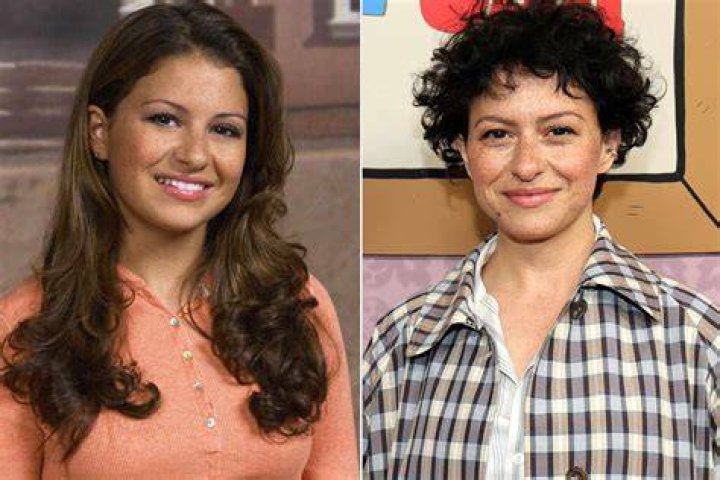 Alia Shawkat Three Kings Alia Shawkat Bra Size, Age, Weight, Height