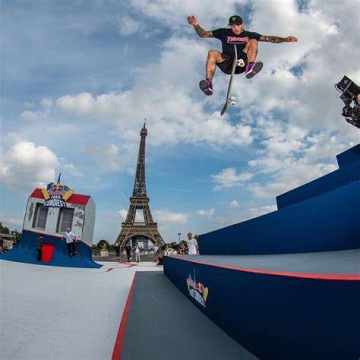 Aurelien Giraud, Unstoppable skater