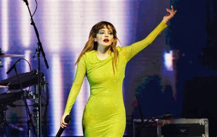 CHRVCHES' Lauren Mayberry announces solo tour