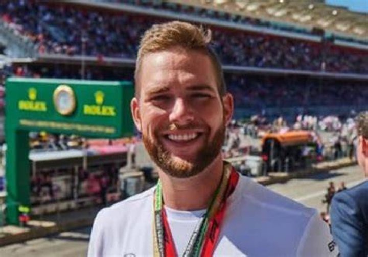 Cody Jones Biography, Dude Perfect, height, Net Worth, Wife, Instagram