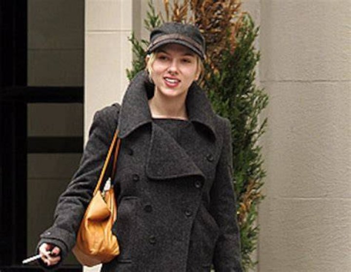Does Scarlett Johansson Smoke Weed? • Green Rush Daily