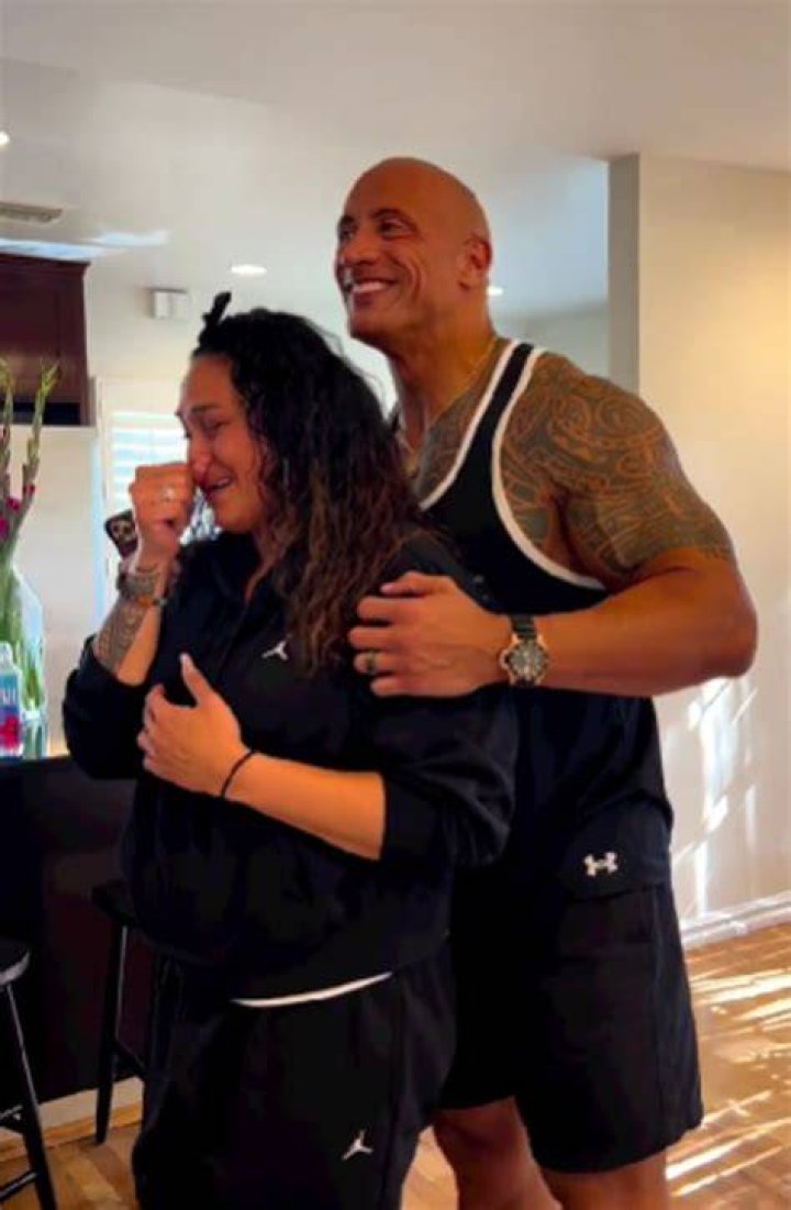Dwayne Johnson Gives His Cousin Roman Reigns a Boost