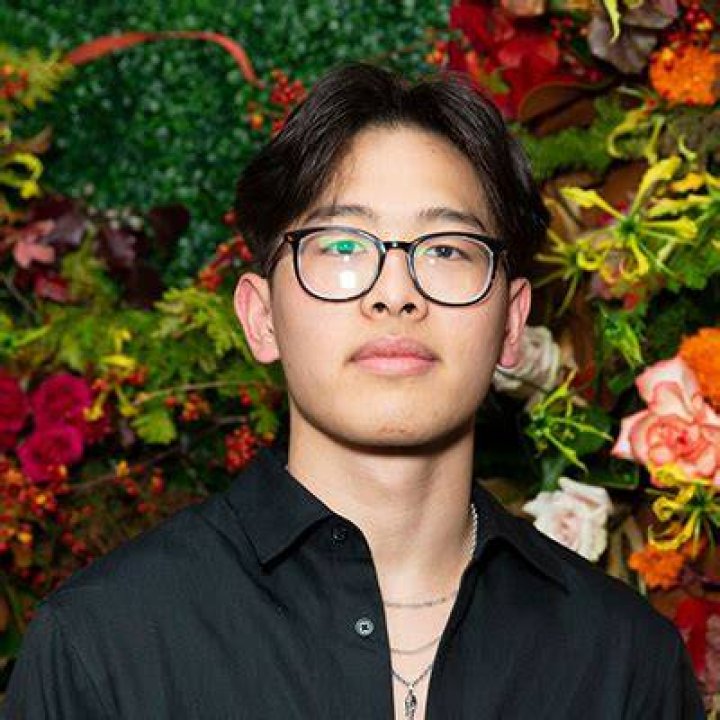 Elliot Choy (Youtuber) Wiki, biograafia, vanus, pikkus, kaal