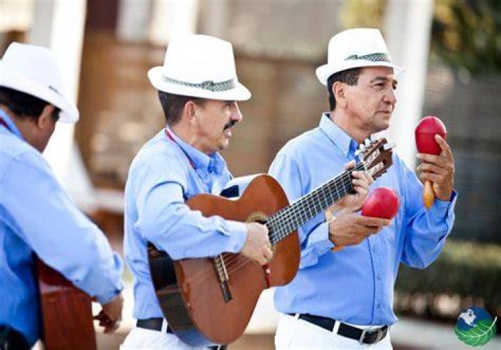 Esteban V&aacute;squez Music, Costa Rica