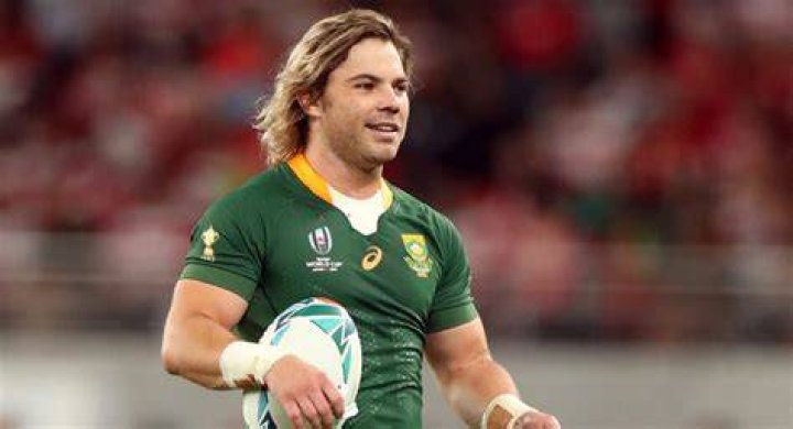 Faf de Klerk biography age, height, weight, wife, wedding, salary and