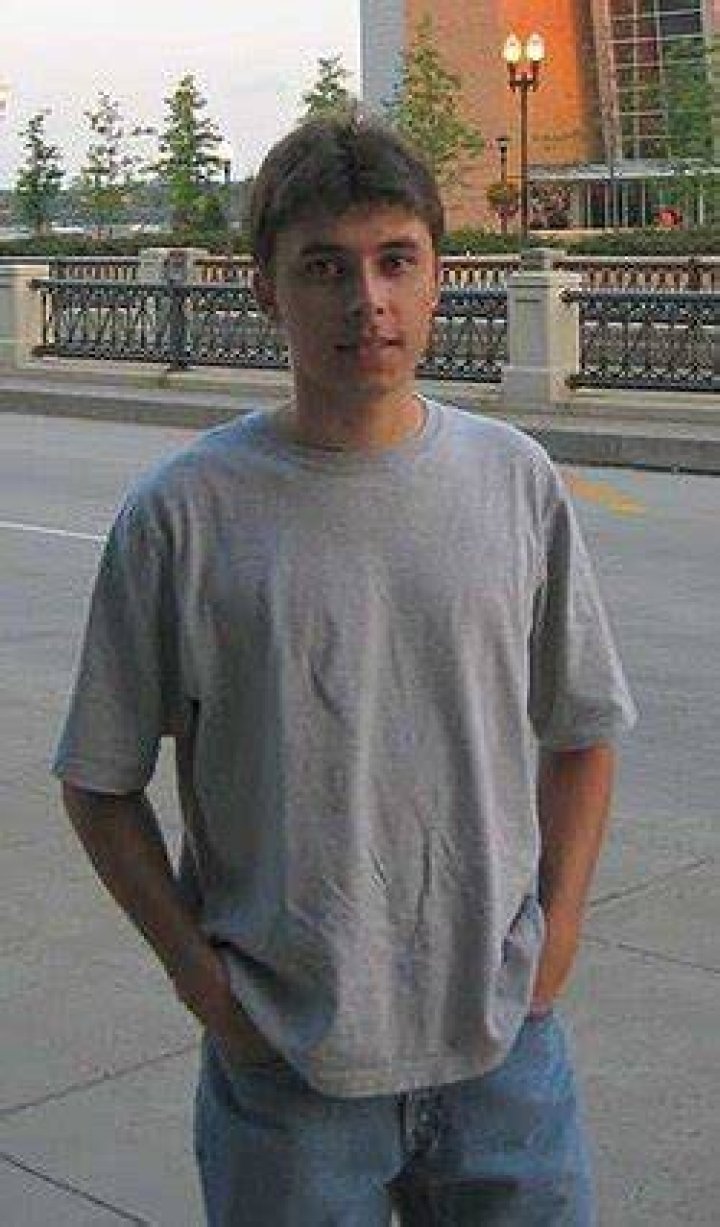 Jawed Karim el olvidado fundador de YouTube que vendi&oacute; la empresa a