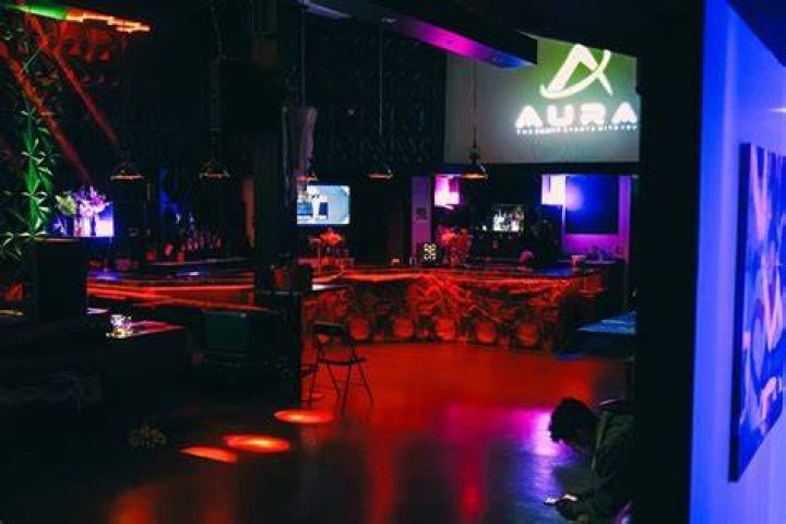 Juju&rsquo;s Bar & Stage Gallery