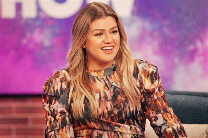 Kelly Clarkson’s talk show renewed for second season Page Six