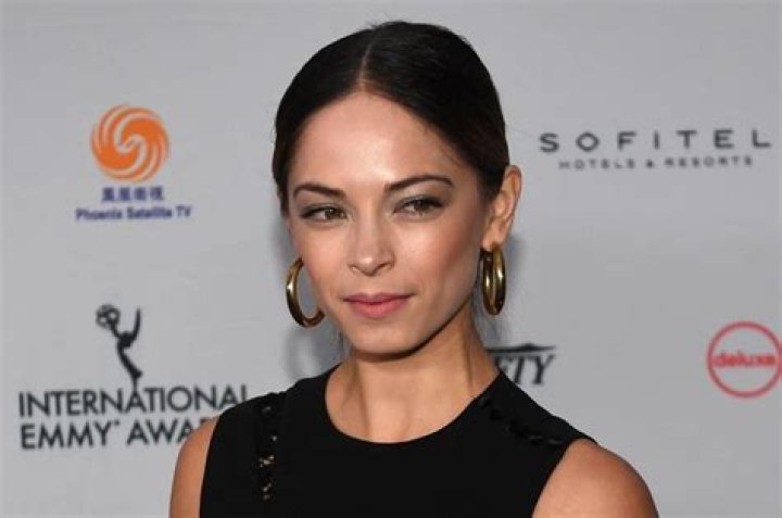 Kristin Kreuk Net Worth 2023 Movie Career Age Bf Car