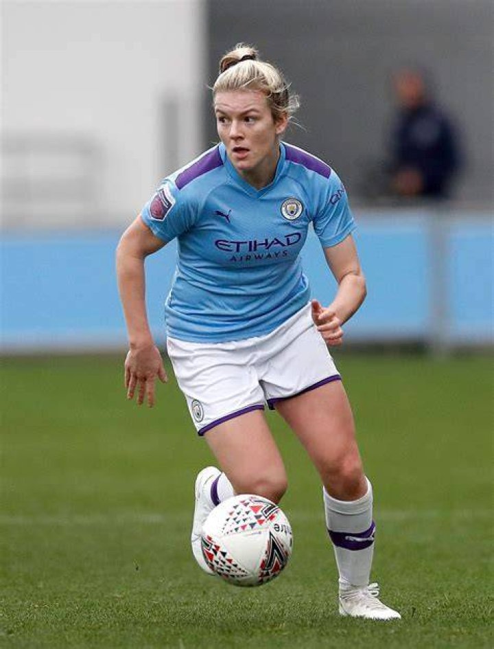 Lauren Hemp Man City even hungrier for success after sad end to last