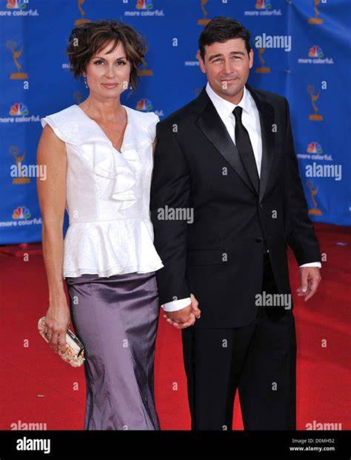(LR) Kyle Chandler and Kathryn Chandler arrive for the 23rd annual SAG