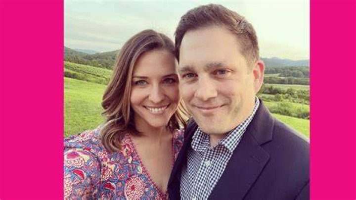 Mary Bruce (journalist) Wikipedia Husband, Net Worth, Salary
