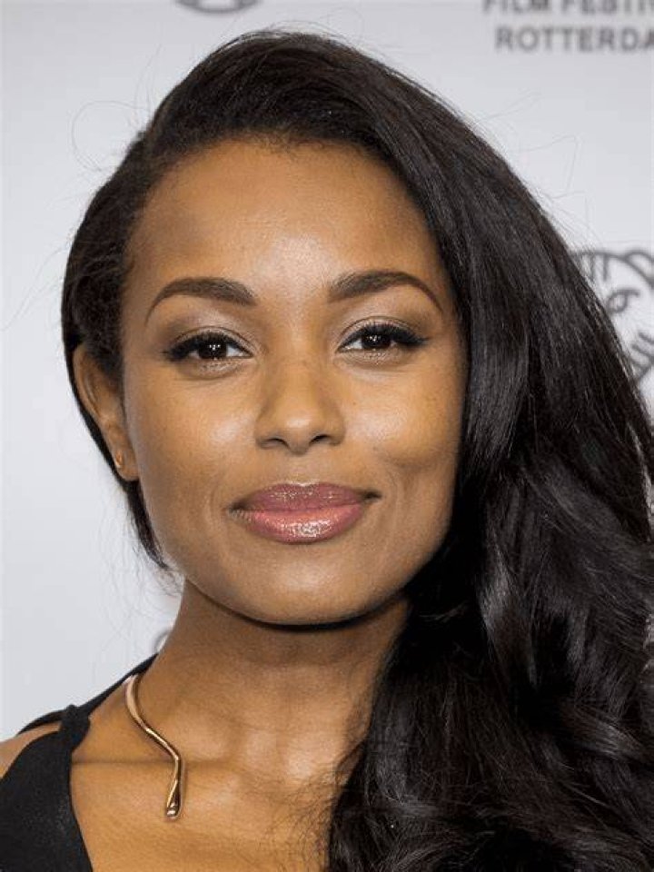 Melanie Liburd Bio, Age, Height, Nationality, Family, Parents, Husband