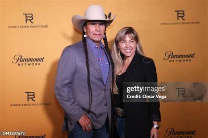 Mo and Sara Anne Brings Plenty Native american actors, Native