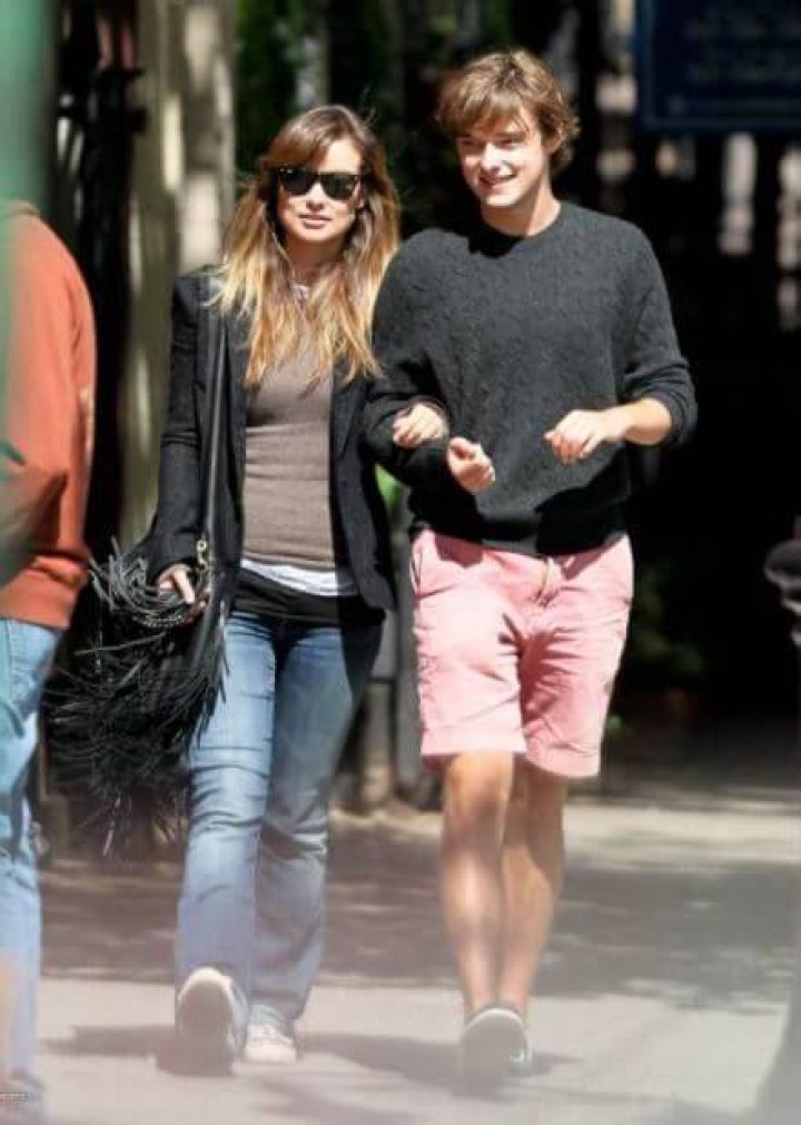 Olivia Wilde Siblings Chloe Frances Cockburn, Charlie Philip Cockburn