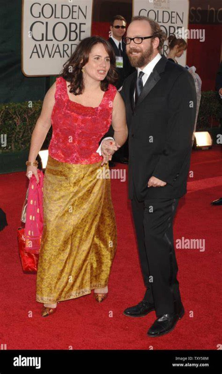 Paul Giamatti 2023 Wife, net worth, tattoos, smoking & body facts Taddlr