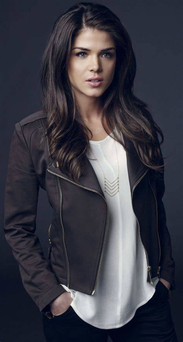 Pictured Marie Avgeropoulos and Richard Harmon. The 100 Cast