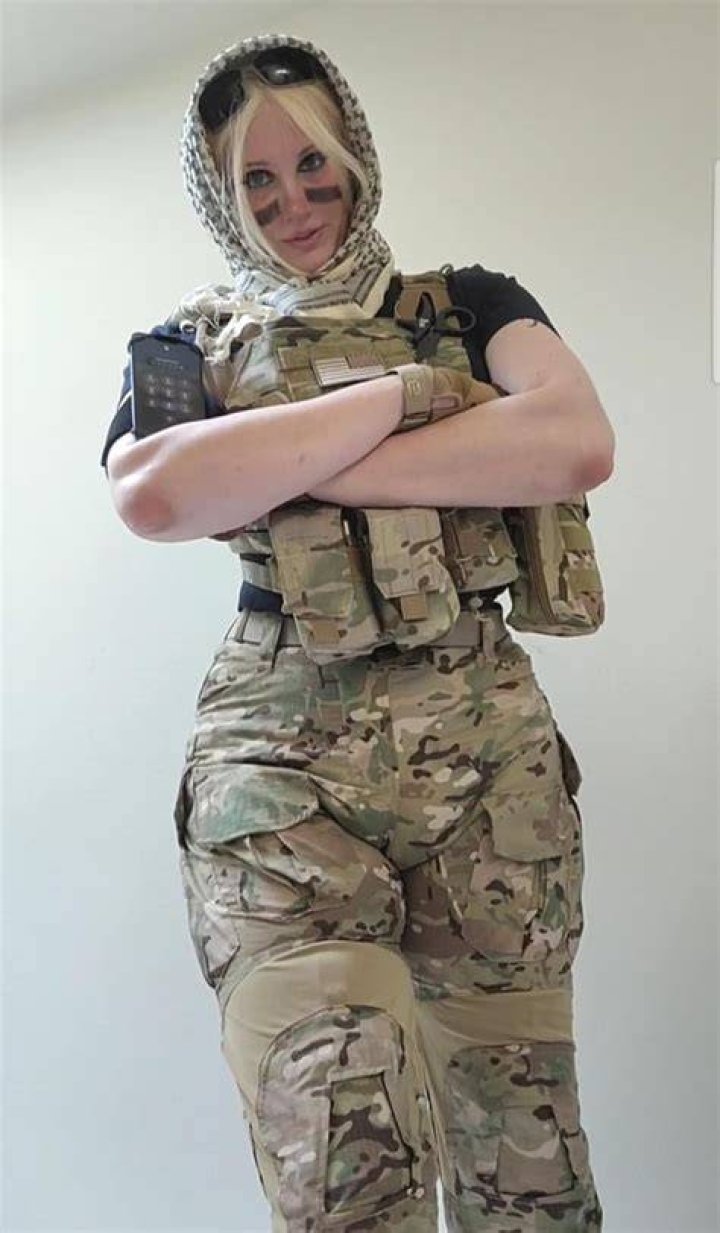R6 Valkyrie by Brynn Woods r/nsfwcosplay