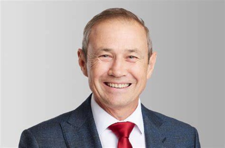 Roger Cook (Politician) Bio, Age, Height, Career, Wife, Children, Net Worth