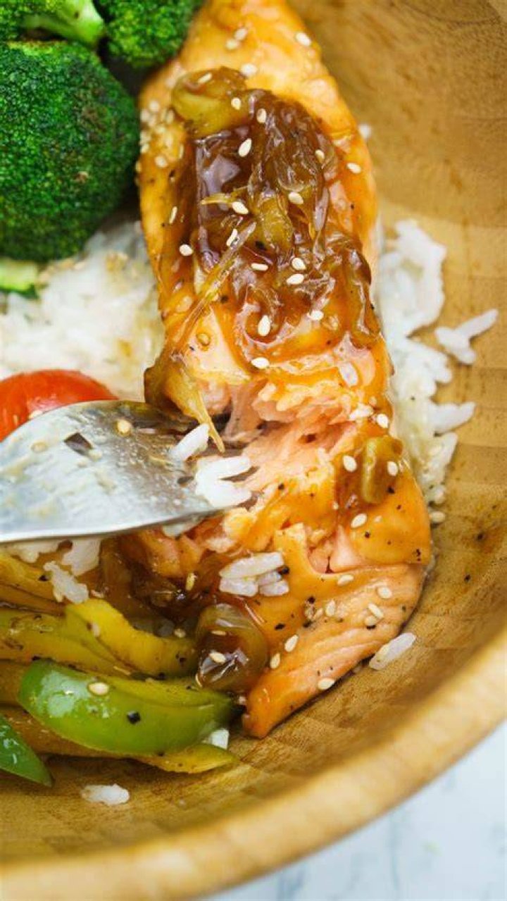 Salmon with Oyster Sauce and Caramelized Onions The Cookware Geek