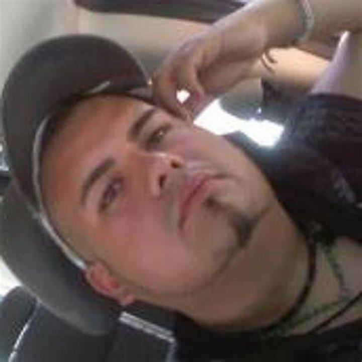 Stream Albert Valdez music Listen to songs, albums, playlists for