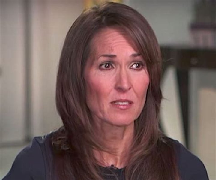 Susan Schneider Bio, Family, Career, Husband, Net Worth, Measurements