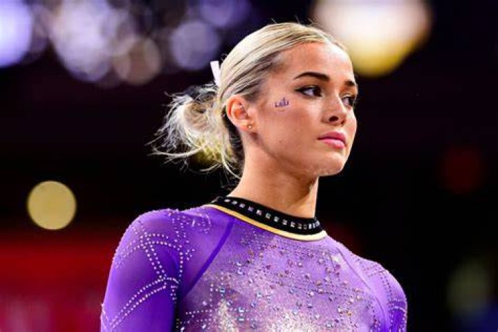 The LSU Gymnast, Livvy Dunne, Is Back With Viral Locker Room TikTok