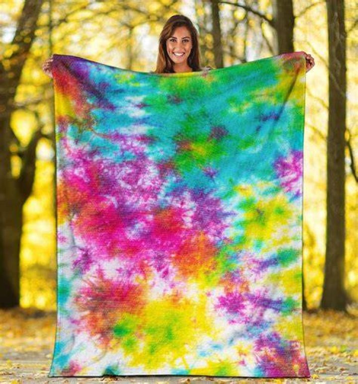 Tie Dye Fleece Blanket