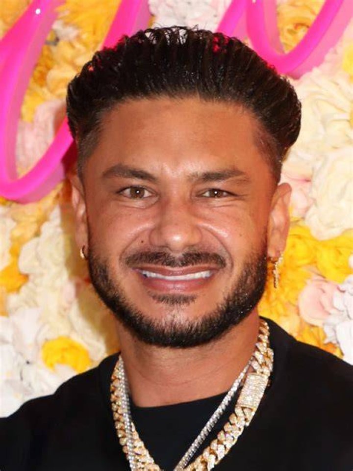 Uncover The Untold Story Behind "pauly D Height Weight Age Girlfriend Family Facts"
