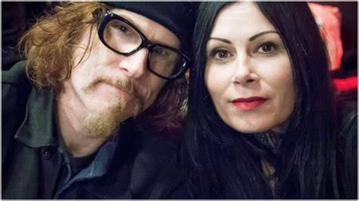 Unveil The Creative Haven Of Mark Lanegan's Muse: Shelley Brien