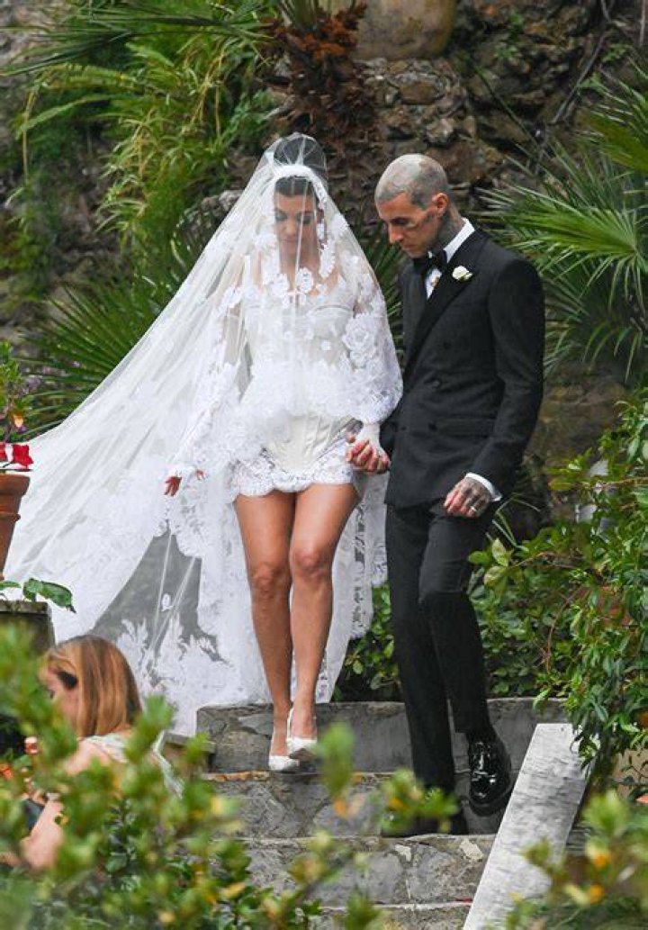Unveiling The Secrets Behind Kourtney Kardashian's Dreamy Wedding Dress
