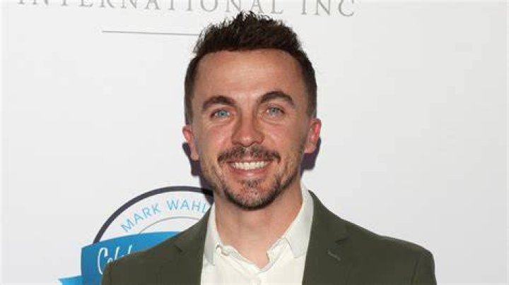 UPDATE Frankie Muniz is '1000 obsessed' with son Mauz Mosley as he