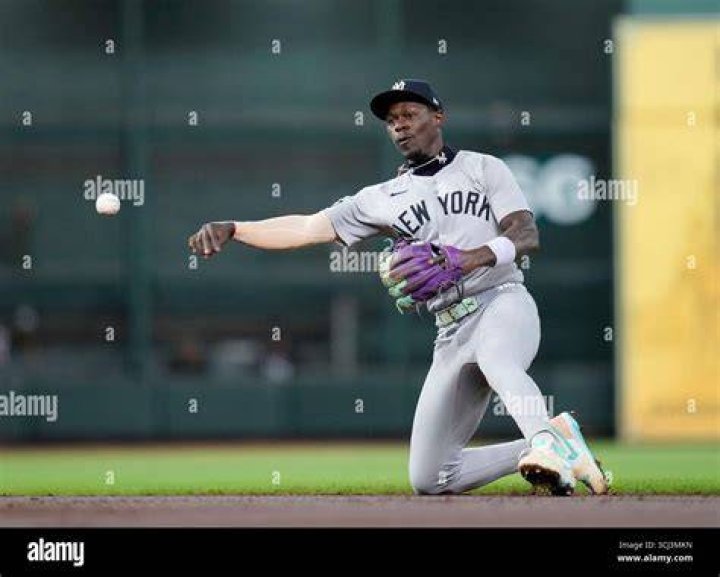 Video Yankees 2nd Baseman Tyler Wade Is Dating Singer Pia Mia Page 2