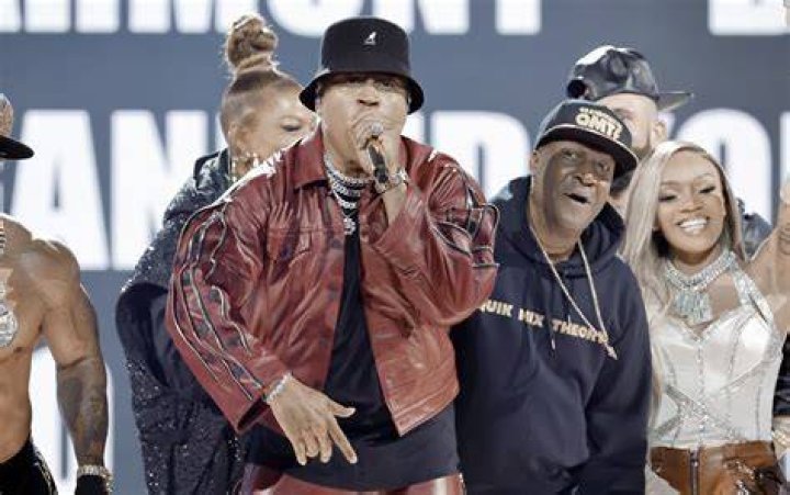 What Happened To Grandmaster Flash? Neck Scars Origin Explained TG Time