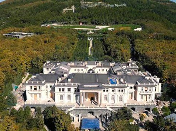 Where Does Putin Live? A Look at the Russian President's Residences