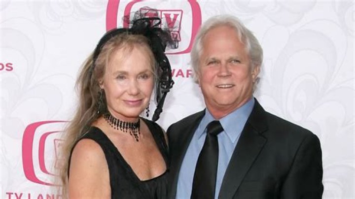 Who is Lauren Shulkind? All about Tony Dow's wife as she mistakenly